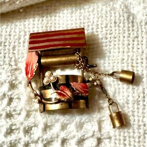 VINTAGE COLLECTABLE PIN DATING back to 1939s